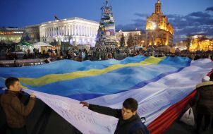 Flags of Ukraine, Crimea and Crimean flag