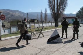 Военнослужащие