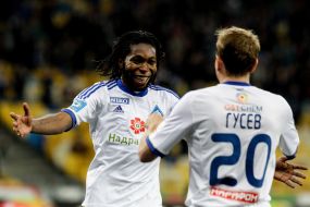 Soccer. Dynamo - Metalurg. Dieumerci Mbokani and Oleg Gusev