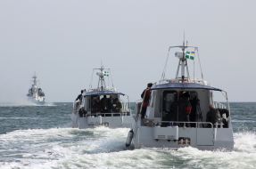 Crew of maritime security "Pavel Derzhavin"