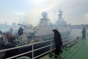 Crew of maritime security "Pavel Derzhavin"