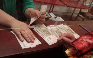 Withdrawal of pensions in roubles