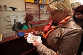 Withdrawal of pensions in roubles