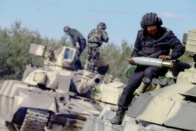 Тактические учения на полигоне