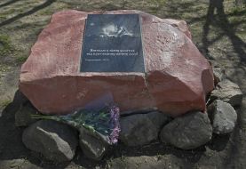 Memorial sign "Angels in white coats"