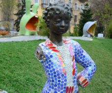 Mutilated sculpture "The Little Prince"