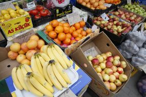 Green-stuffs and fruit