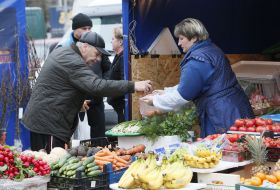 Sale of vegetables and fruit