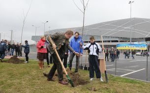 Andrey Sadovy and Sergey Simak