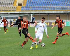 Yaroslav Rakytskyy, Ahmed Yanuzi and Taras Stepanenko
