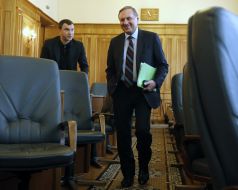 Aleksandr Efremov and Andrey Ivanchuk