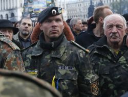 Активисты «Самообороны Майдана»