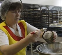 Preparation of Easter cakes
