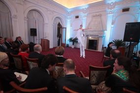 Театралізована вистава