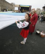 Огромные флаги Украины и Крыма