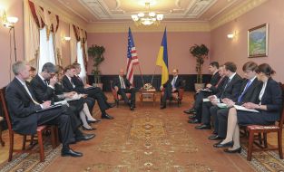 Joe Biden and Arseniy Yatsenyuk