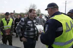 Yuliya Timoshenko during a visit to checkpoint