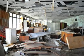 У приміщенні магазину