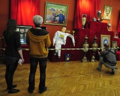 Waxen figure of Vitor Yanukovych