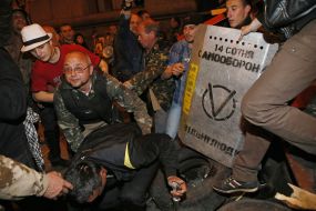 Mass Fight happened at Maidan in Kiev on April 29, 2014