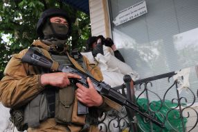 Serviceman at the checkpoint