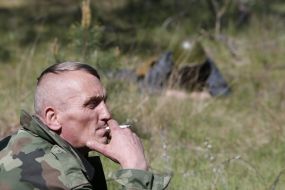 Військовослужбовець