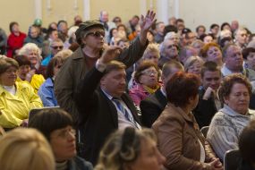 Vitali Klitschko meets with people with disabilities