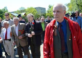 Aleksandr Kalinyuk and Timofey Makhonek