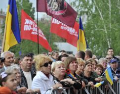 Poroshenko meeting with voters