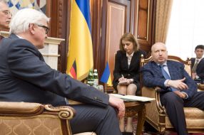 Aleksandr Turchinov and Frank-Walter Steinmeier
