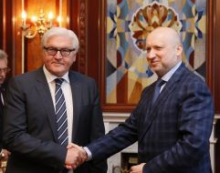 Aleksandr Turchinov and Frank-Walter Steinmeier