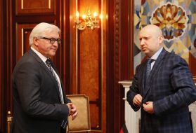 Aleksandr Turchinov and Frank-Walter Steinmeier