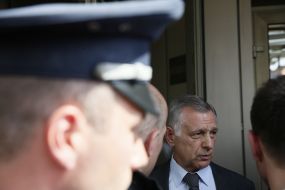 Fans of FC "Dynamo" (Kiev) picket House of Football