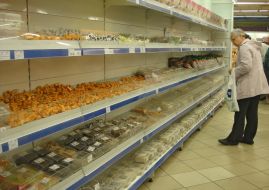 Showcase with the remnants of chocolates