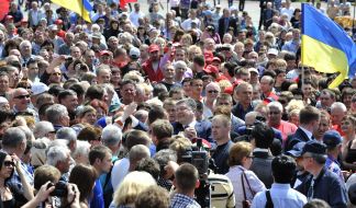 Meeting of Petr Poroshenko with voters