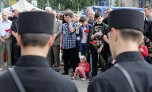 Relatives of the dead heroes "Nebesnaya sotnya"