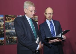 Carl Bildt and Arseniy Yatsenyuk