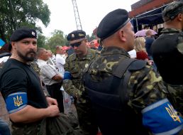 Poroshenko meeting with voters