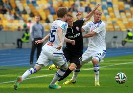 Vladislav Kalytvyntsev, Domagoj Vida and Dmitry Homchenovsky