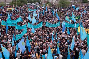 Participant mourning rally