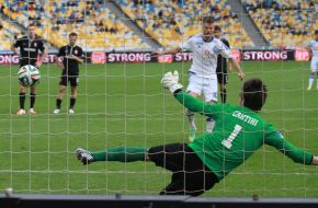 Andrey Yarmolenko and Krshevan Santini