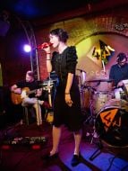 Участница группы Pur:Pur Ната