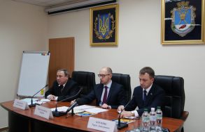 Nikolay Romanchuk, Arseniy Yatsenyuk and Taras Kremin