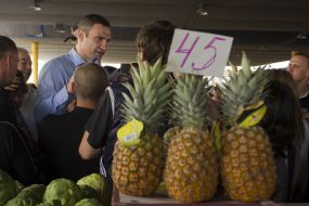 Vitaliy Klichko on Privoz market  in Odessa