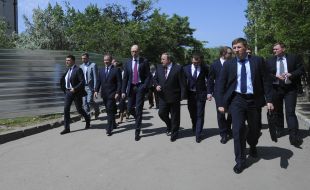 Arseniy Yatsenyuk, Vladimir Groysman and Nikolay Romanchuk