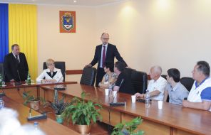Meeting of Arseny Yatsenyuk with the initiative group of victims