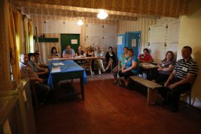 Members of election committee