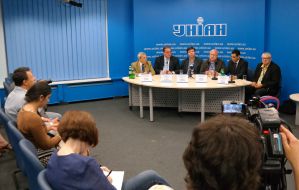 Участники пресс-конференции