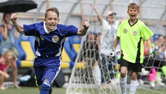 Playing moment of match