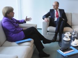 Arseniy Yatsenyuk and Angela Merkel